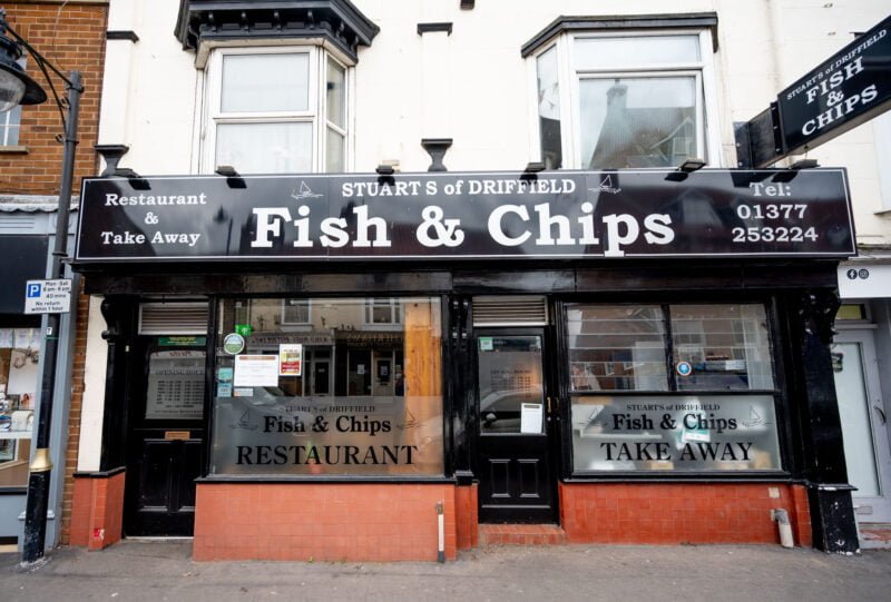 Who is the mystery man spreading kindness at fish and chip restaurant ...