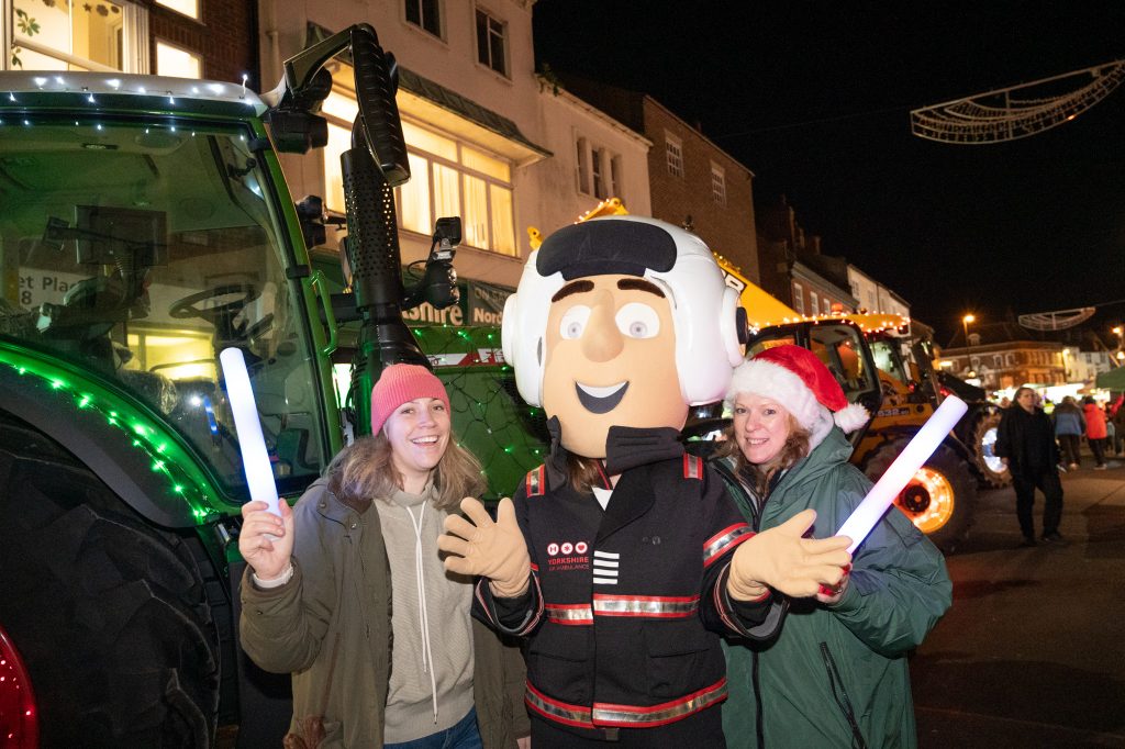 Yorkshire Dales Christmas Light Switch On's — The Reluctant