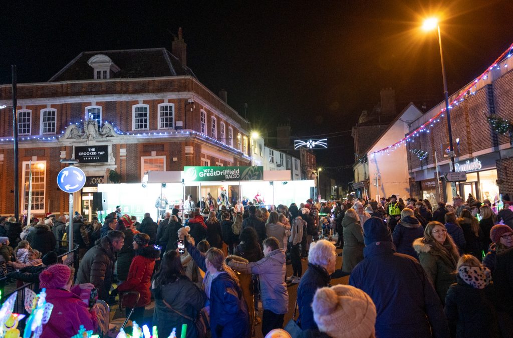 Yorkshire Dales Christmas Light Switch On's — The Reluctant