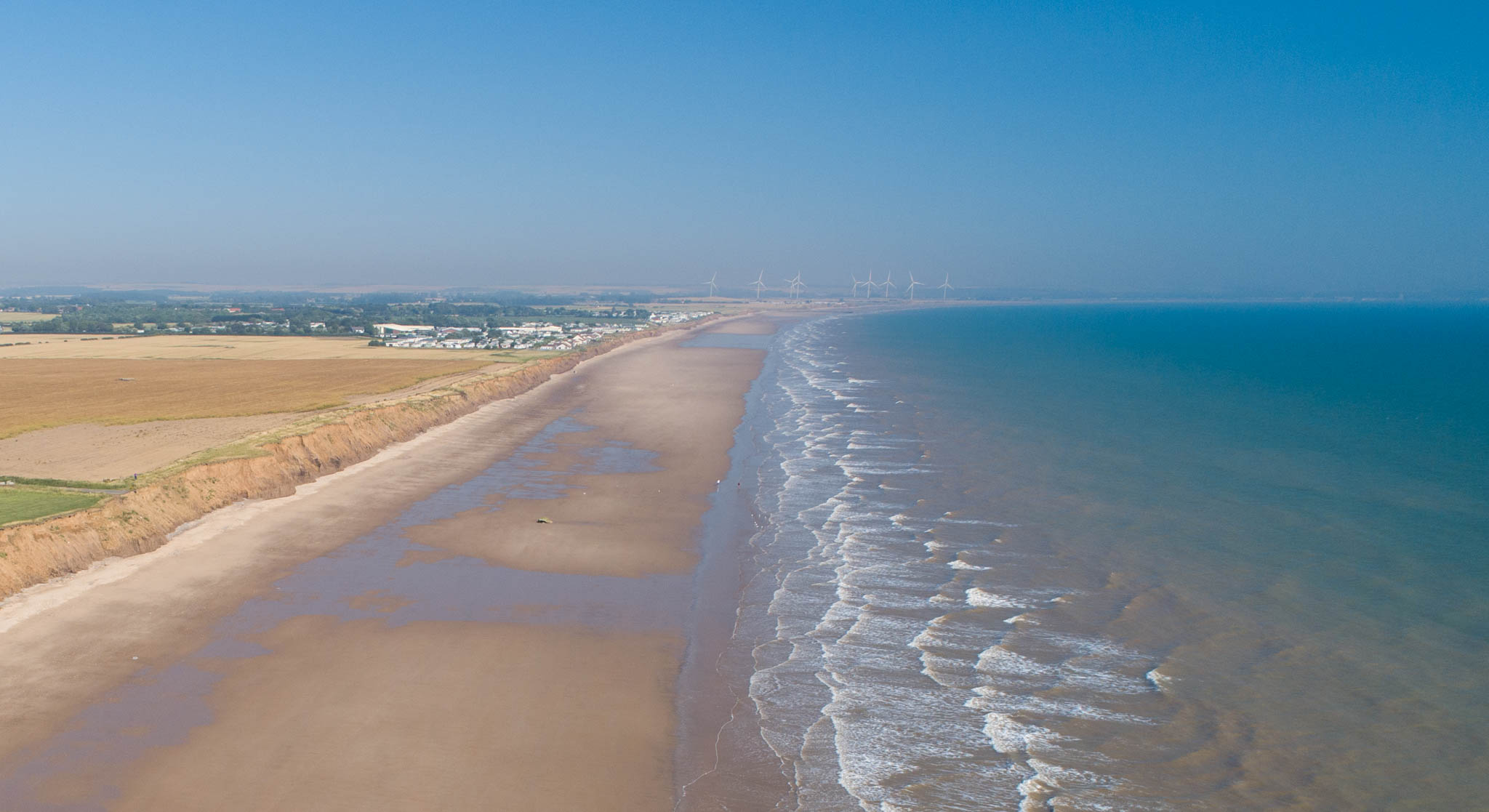 FLOOD WARNING & ALERT IN PLACE FOR NORTH SEA COAST AT SKIPSEA, HORNSEA ...