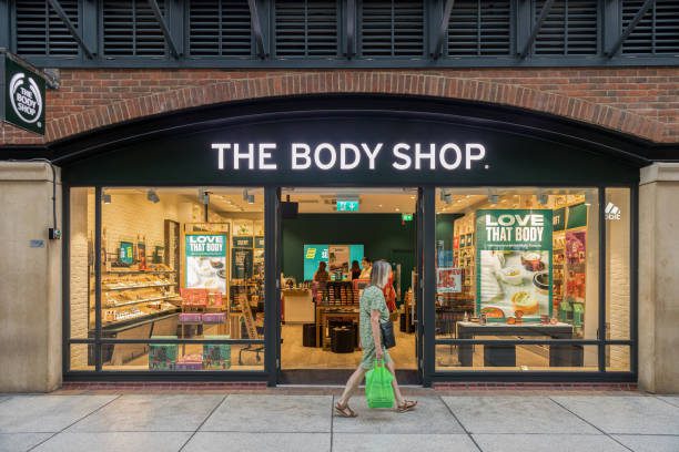 BODY SHOP ENTERS ADMINISTRATION WITH THOUSANDS OF JOBS AND 200 STORES AT RISK 